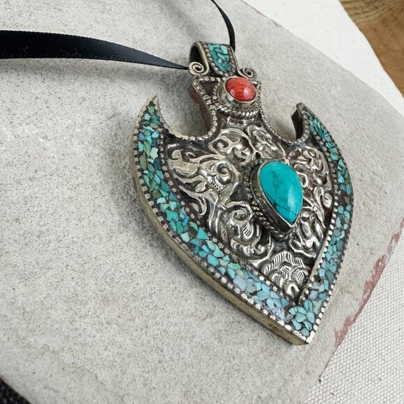 Vintage Turquoise Inlaid Necklace Pendant‎ Coral Big Southwestern - Picture 2 of 10